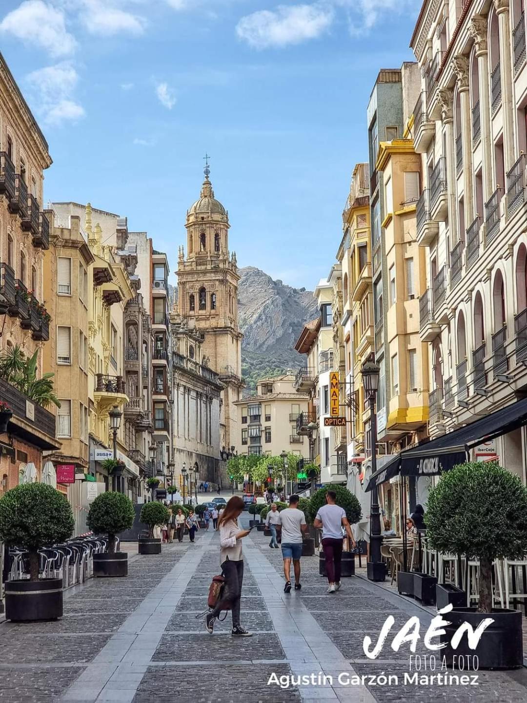 Centro Catedral Carrera 27, 1 Plaza De Aparcamiento Y Netflix Gratis Apartment Jaen Exterior photo